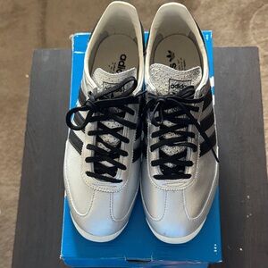 Adidas SL 72 OG W — color:  Silver/Black/White Sneakers